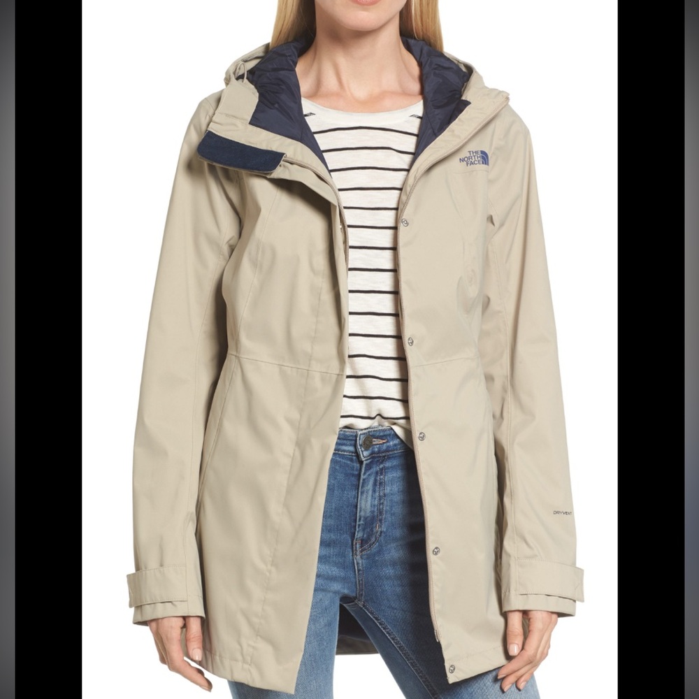 North Face City Trench Rain Jacket Tan size XS